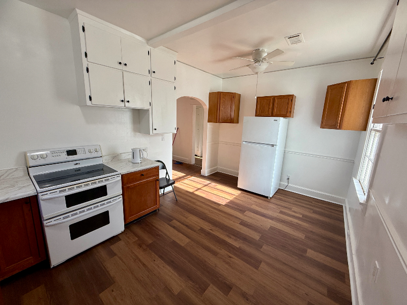 420 Calloway Street - Photo 7 of 10