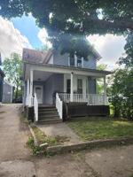featured image of 231 W Mason St
