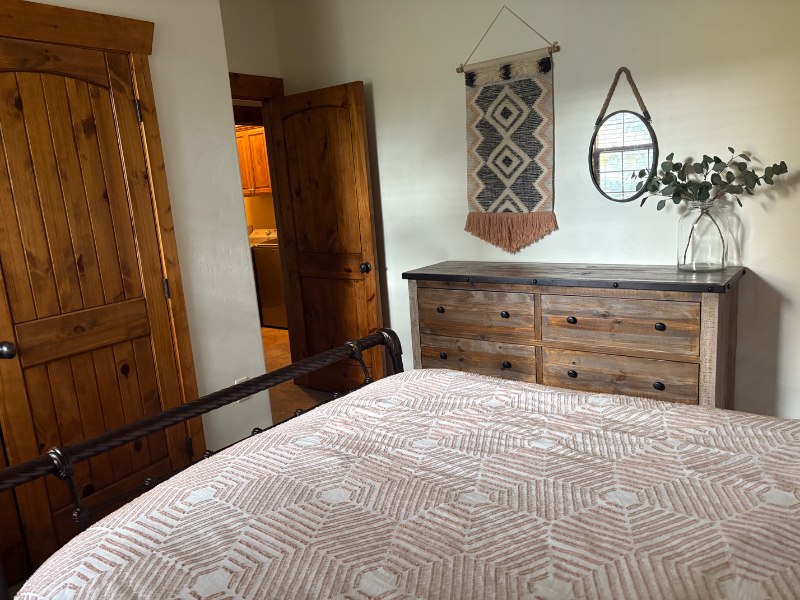 715 Moraine Ct #24 - Photo 4 of 16