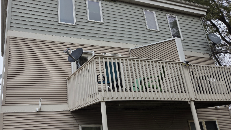 1230 Stoughton Ave - Photo 7 of 27