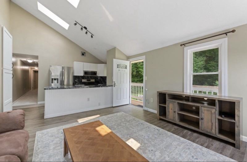 33 Plaza Village Road #D - Photo 2 of 25