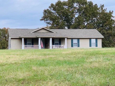 160 Charity Ln - Photo 4 of 13