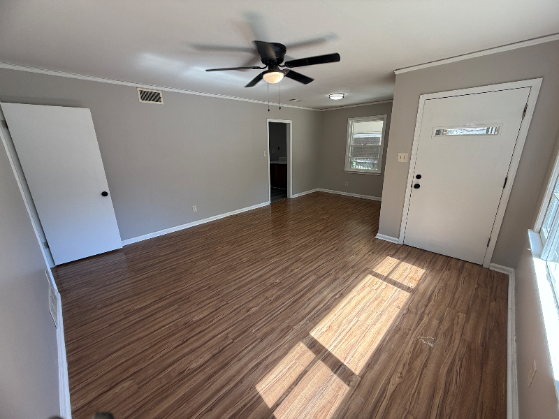 196 East Salem Drive - Photo 2 of 13