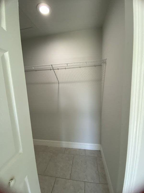 5011 Benton St - Photo 4 of 7