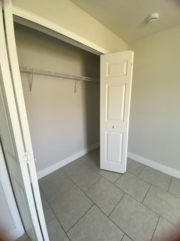 5011 Benton St - Photo 5 of 7