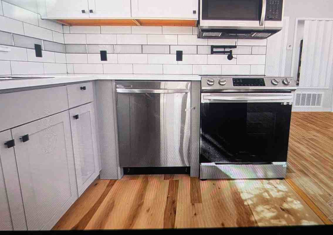 3190 Torres Ave - Photo 6 of 12