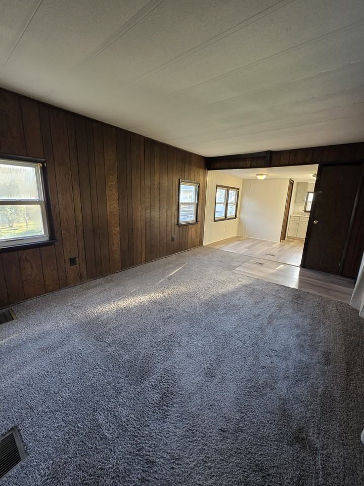 1100 Pines Road - Photo 4 of 14