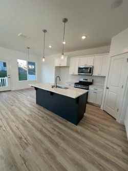 2831 N Red Velvet Ln - Photo 2 of 5