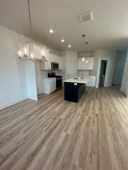 2831 N Red Velvet Ln - Photo 3 of 5