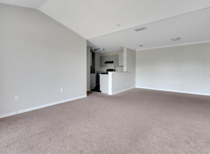 4295 Summer Landing Dr ##306 - Photo 5 of 17