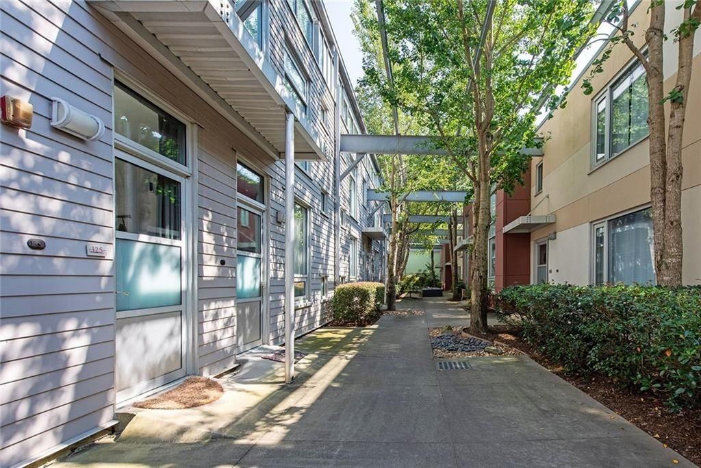 1661 La France St Ne ##325 - Photo 2 of 40