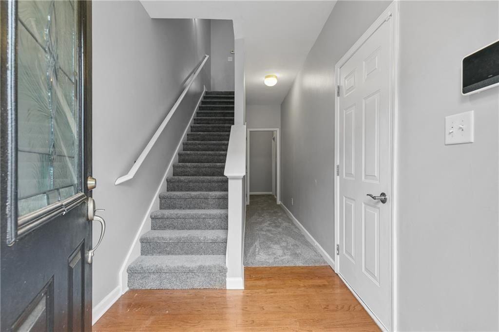 3044 Lauren Parc Rd - Photo 2 of 24