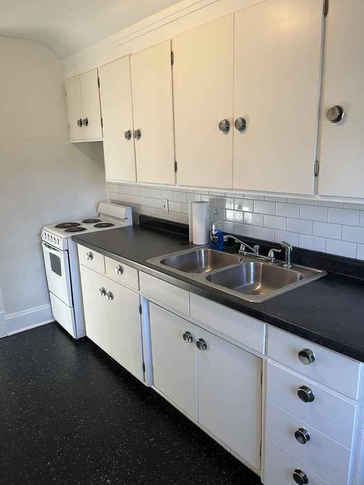 1134 West Spencer Street #UPPER