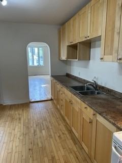 27 Stirling Avenue - Photo 4 of 9