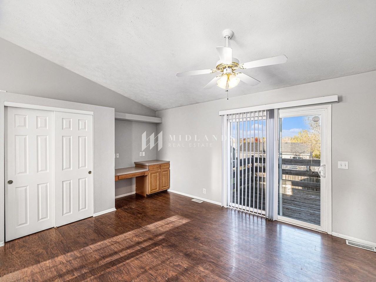 4219 N 171st Ave - Photo 6 of 18