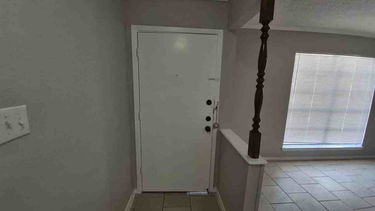 11914 Alamo Blanco St - Photo 3 of 40