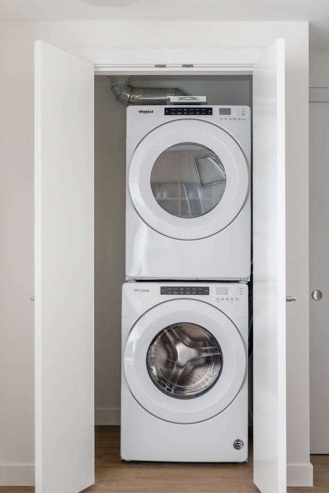 2075 West 12th Avenue #3rd floor - Photo 3 of 10