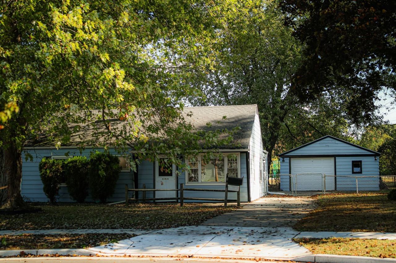 221 Melamad Ct - Photo 2 of 20