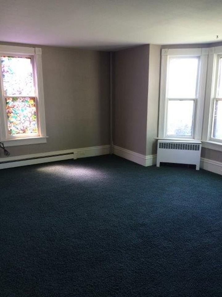 608 Norwood St - Photo 7 of 11