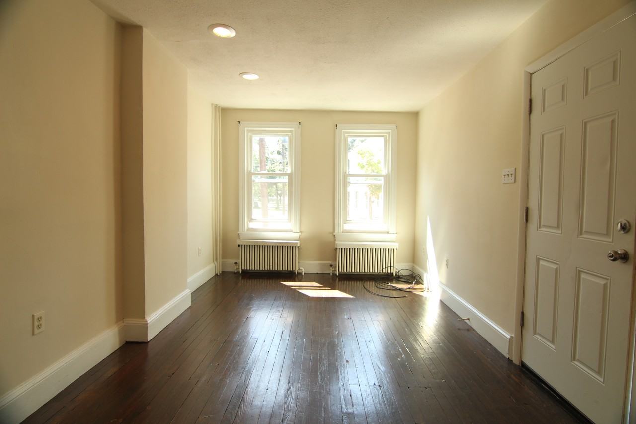 266 Manatawny St #266 - Photo 4 of 12