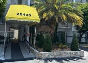 20400 W Country Club Dr #115 - Photo 1 of 1