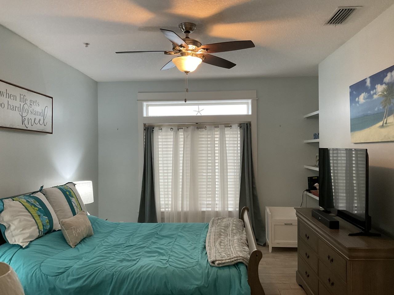 335 Ahern St #335 - Photo 3 of 20