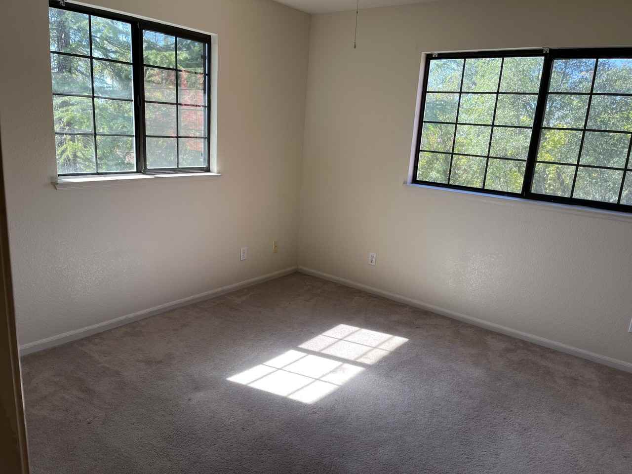 258 Hoffman Ave #258 - Photo 6 of 9