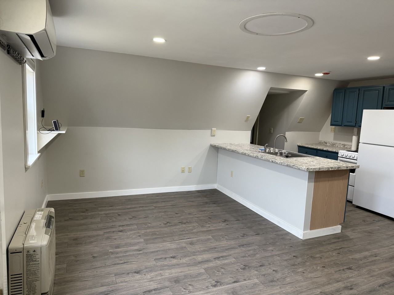 252 Swan Lake Ave #A - Photo 3 of 12