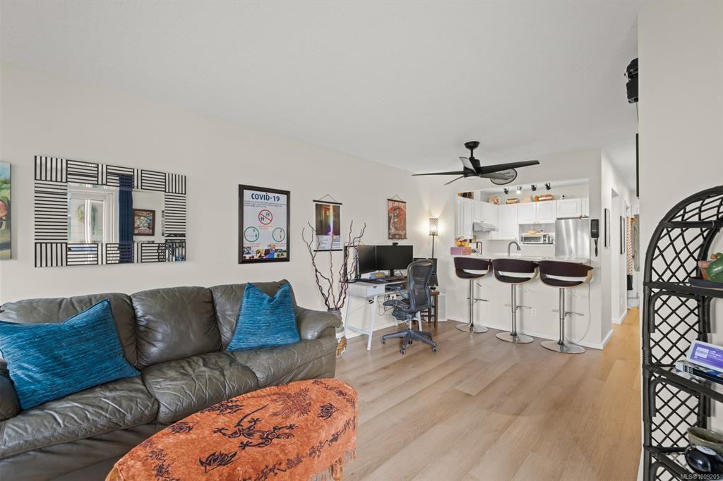 2245 James White Boulevard #323 - Photo 3 of 9