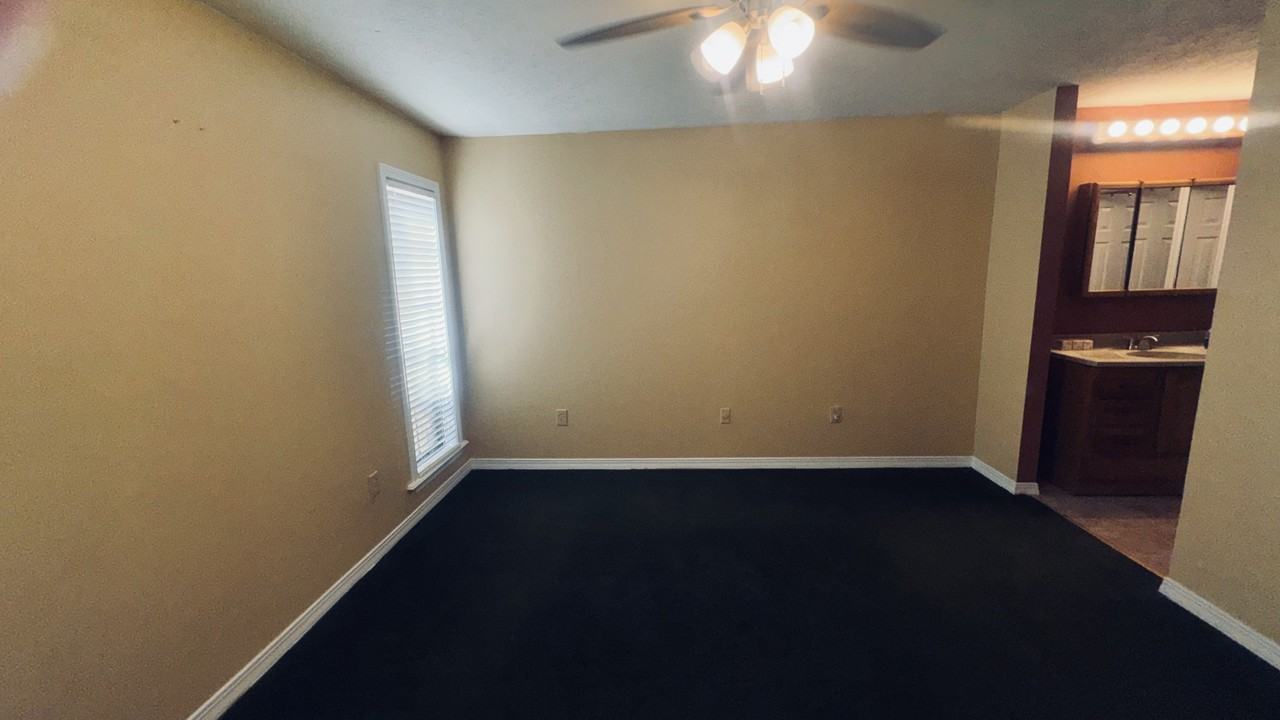 405 Harvest Dr #NA - Photo 2 of 18