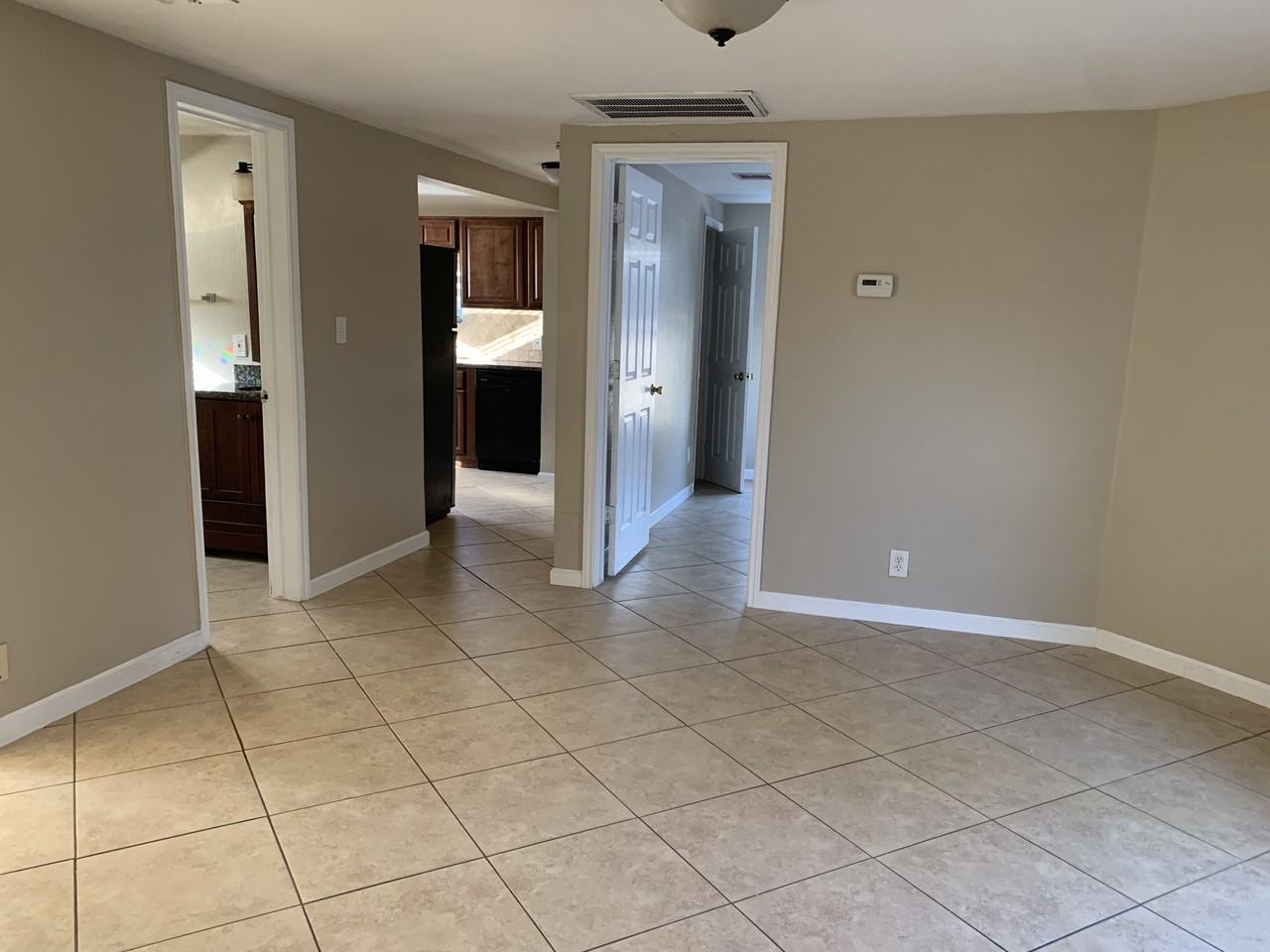 3816 Gano St #B - Photo 5 of 13