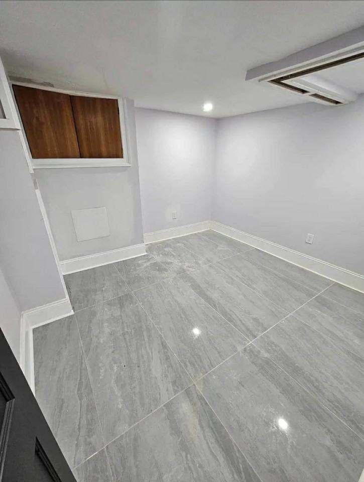 197 South Long Beach Avenue - Photo 2 of 3