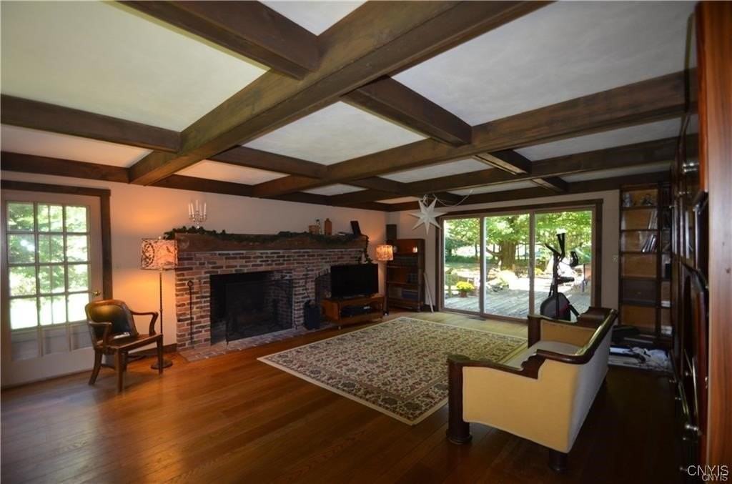 6891 Woodchuck Hill Rd - Photo 2 of 19