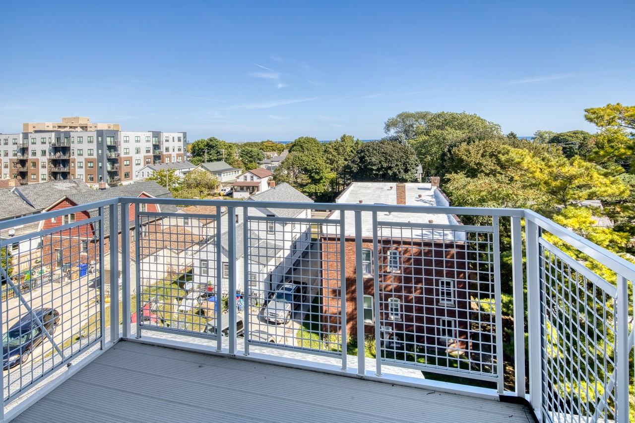 5945 6th Avenue #406 - Photo 6 of 27