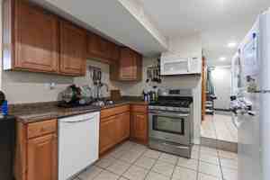 featured image of 2028 N Hamlin Ave #BS