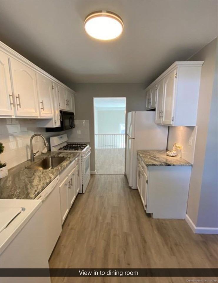 99 Brittany Farms Rd #F - Photo 6 of 31