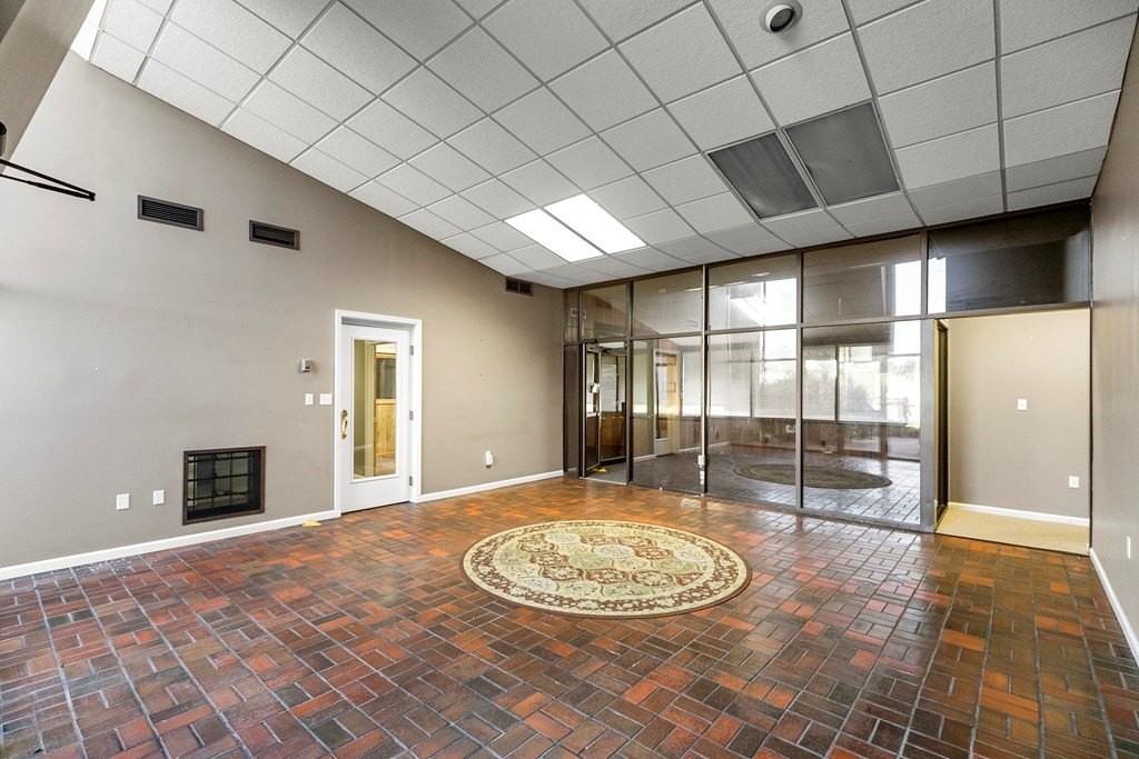 2221 Ross Clark Cir - Photo 6 of 50