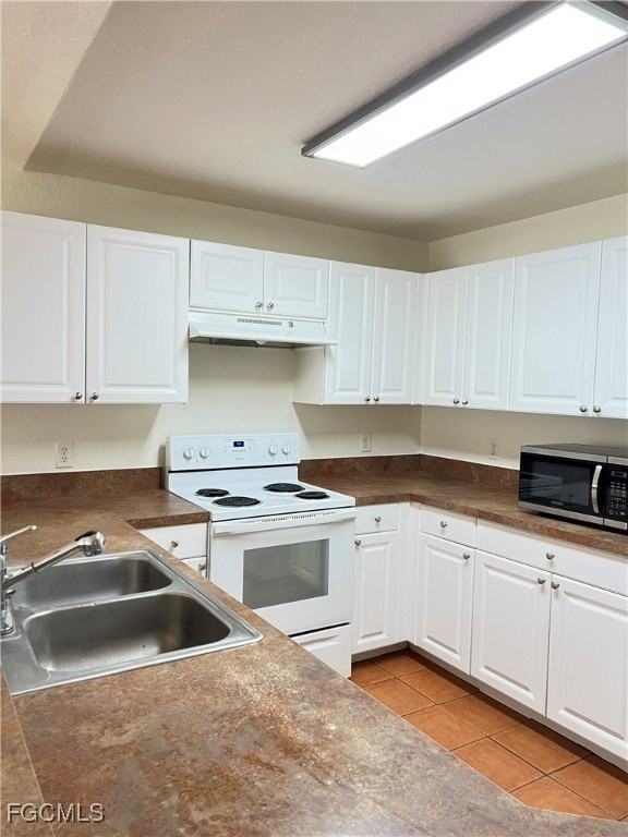 2417 Quentin Ave S - Photo 2 of 17