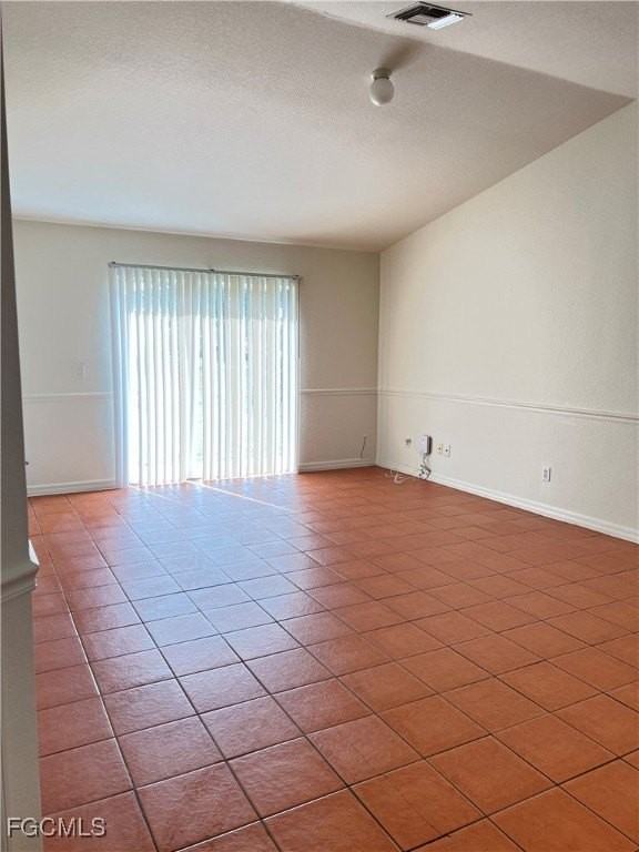 2417 Quentin Ave S - Photo 6 of 17