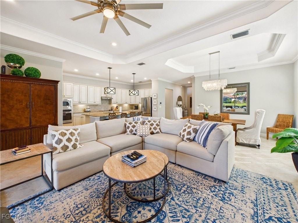 28100 Edenderry Ct - Photo 4 of 33