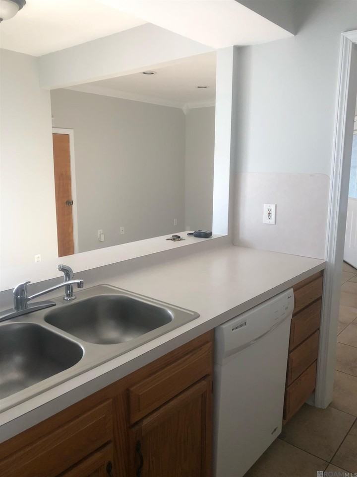 12856 Delores Dr - Photo 3 of 10