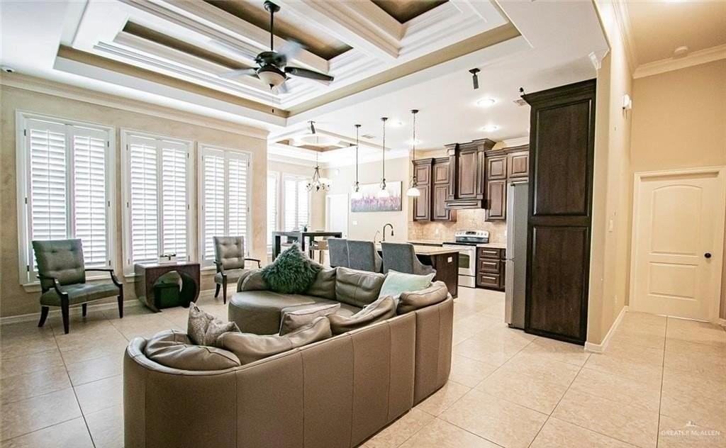 4901 W Tamarack Ave - Photo 5 of 21