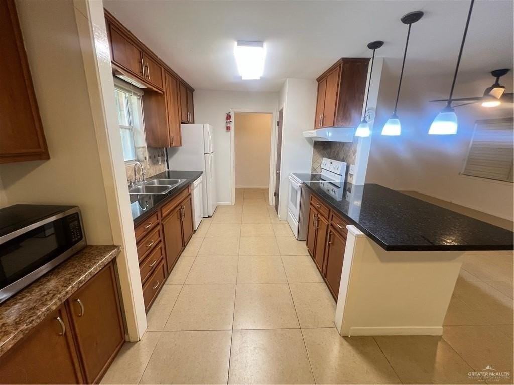 305 W Walnut Ave - Photo 3 of 7