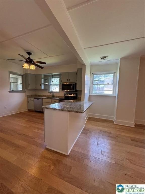 2243 West Walnut Street - Photo 6 of 17