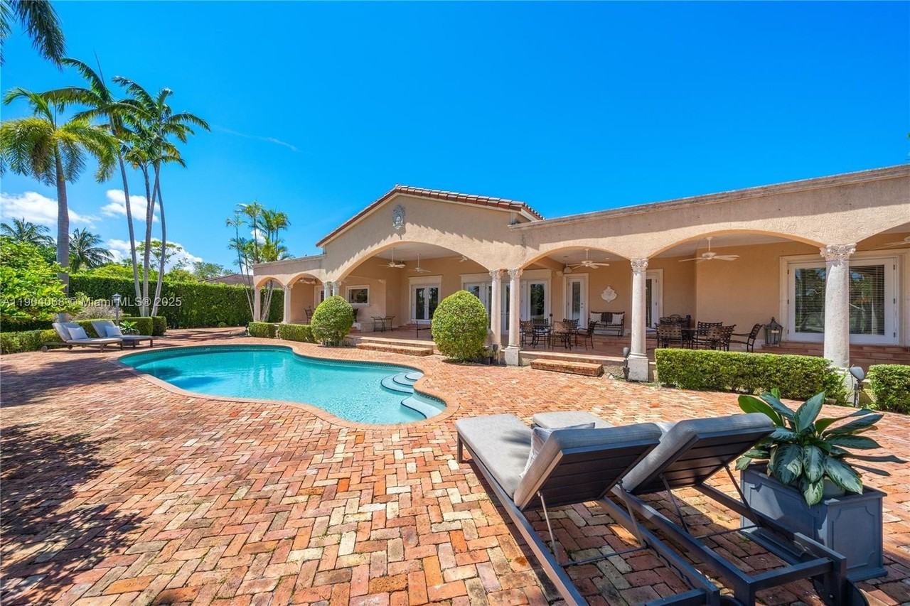 600 Marquesa Dr - Photo 4 of 24