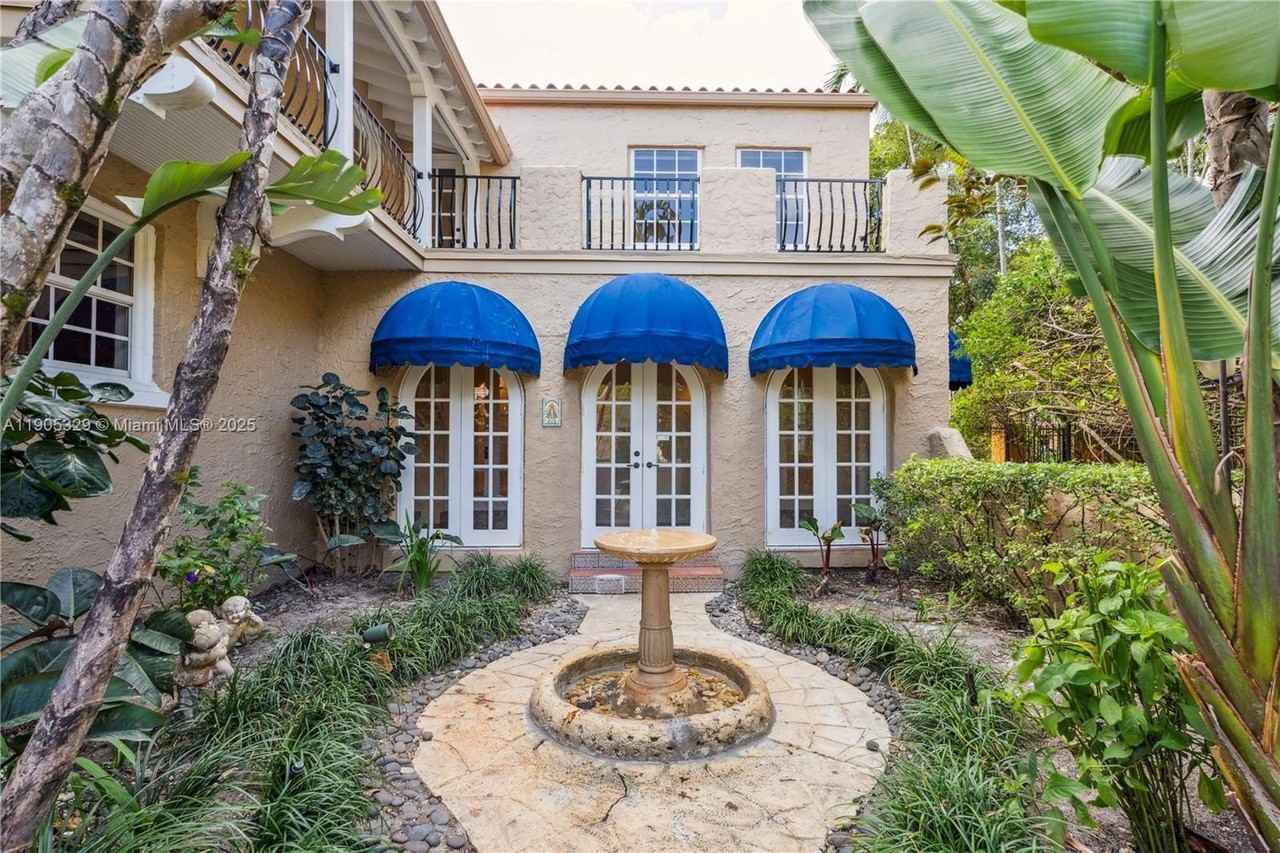 1231 Ferdinand St - Photo 2 of 20