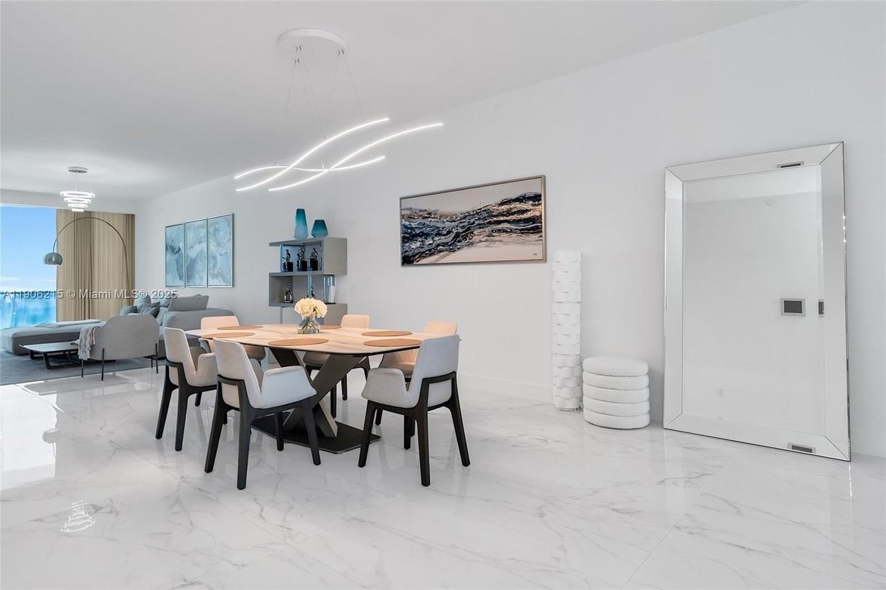 16901 Collins Ave #3203 - Photo 5 of 50