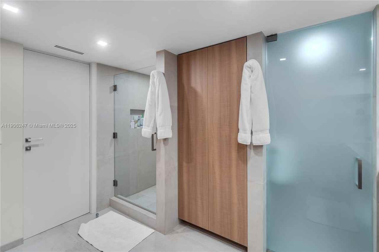 3 Grove Isle Dr - Photo 5 of 37