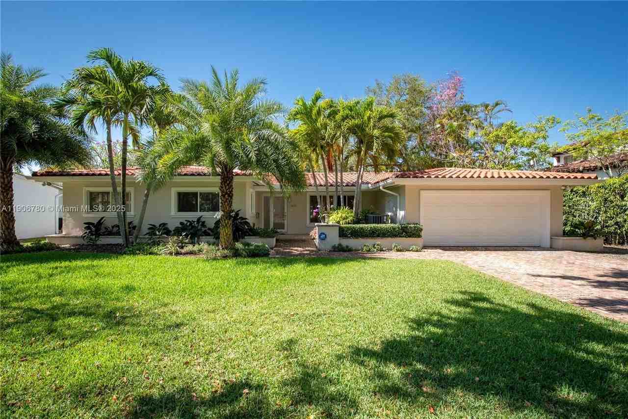 928 Escobar Ave #0 - Photo 3 of 26