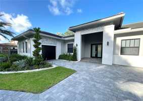 featured image of 11181 Sw 92nd Ave #11181